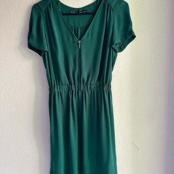 Zara | Dresses | Nwot Zara Green Zipper V Neck Short Sleeve Dress | Poshmark